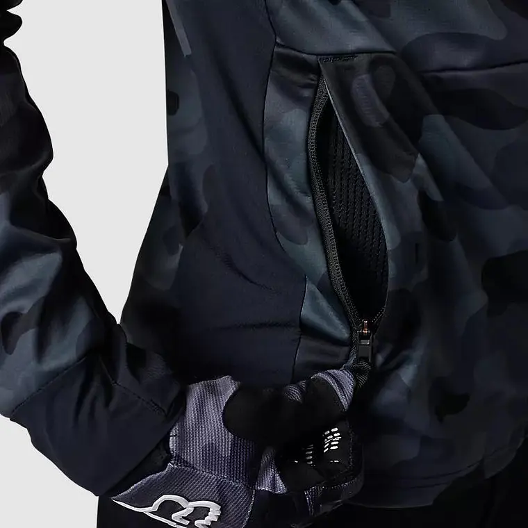 Chaqueta Moto Defend Drive Windbloc® Zip Negro Camo Fox 8