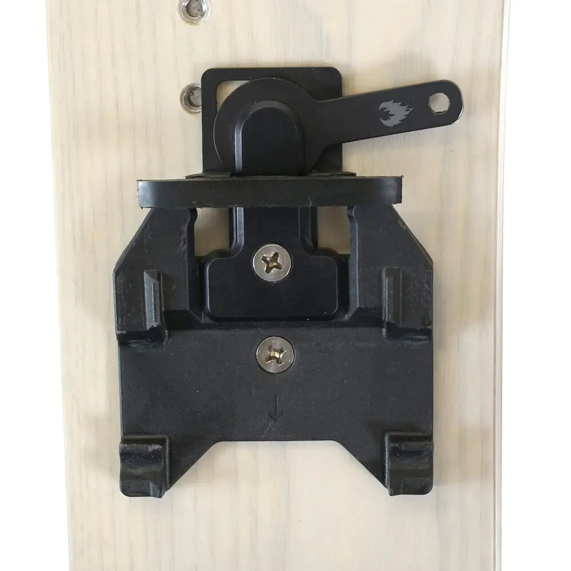 Spark T1 Step Locker 2