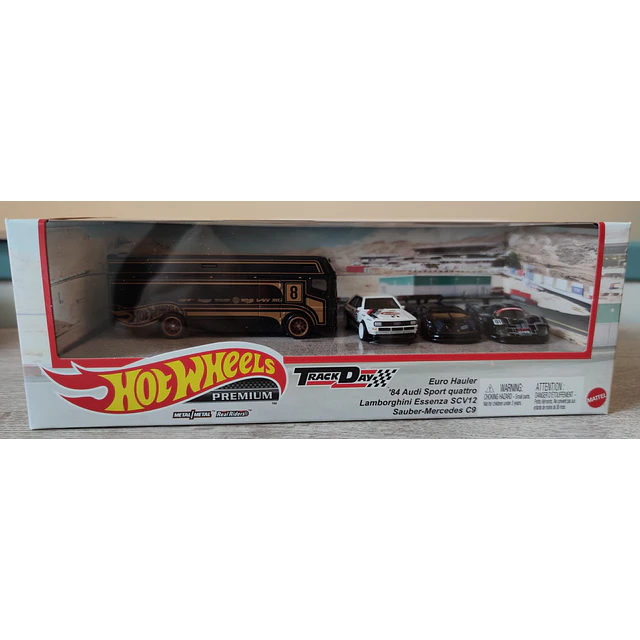 Diorama Hot Wheels Trackday (#13) - 4 véhicules premium 1