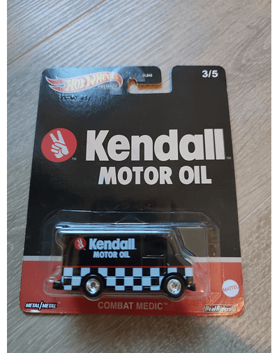 Hot Wheels Premium Vintage Oil Pop Culture - Combat Medic / Kendall Motor Oil