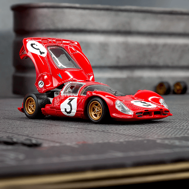 Hot Wheels Elite 64 - numéro 20 Ferrari 330 P4 1967  2