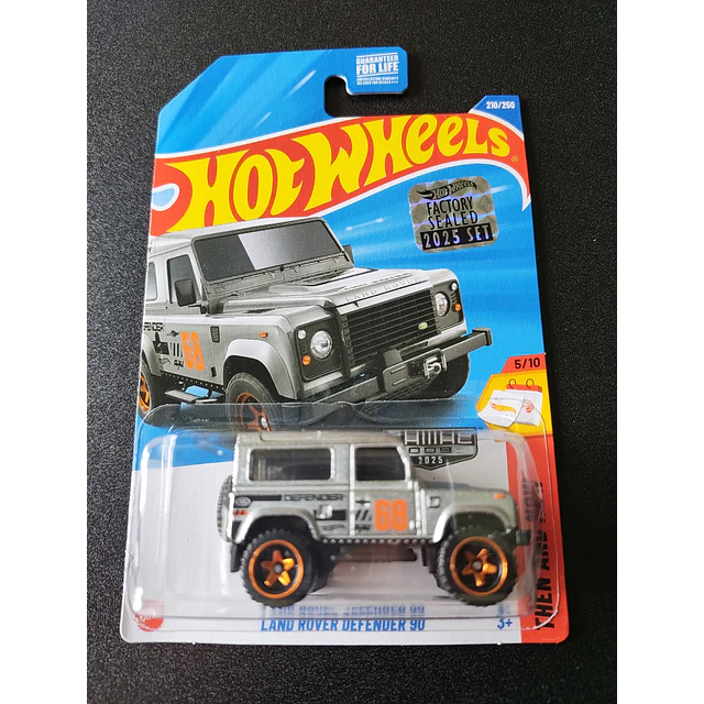 Hot Wheels basiques - Zamac - Factory Sealed 2025 - Land Rover Defender 90 - Then and Now