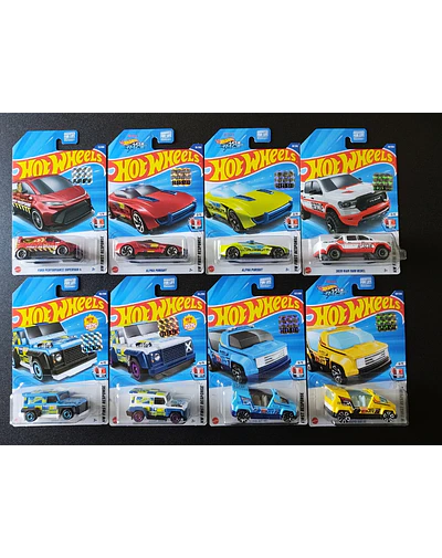 Hot Wheels basiques 2025 - HW First Response - Factory Sealed Edition