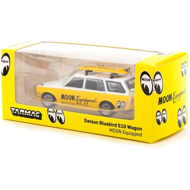 T64G-026-ME1 - Tarmac Works - Datsun Bluebird 510 Wagon MOON Equipped