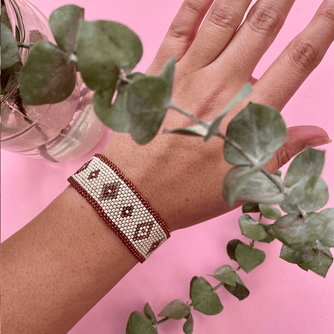 Pulsera wine