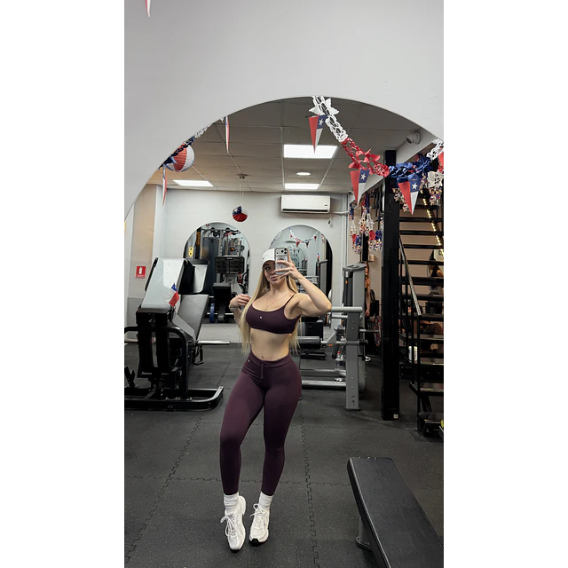 Set OLIVIA
