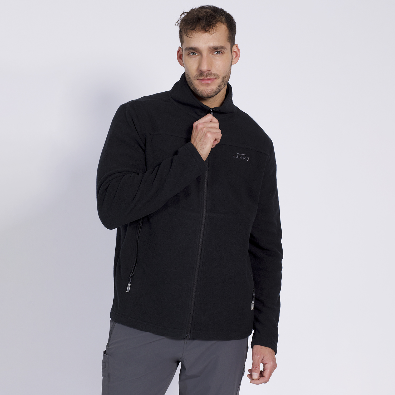 Polera Cuernos del Paine Manga Corta Hombre Blanca