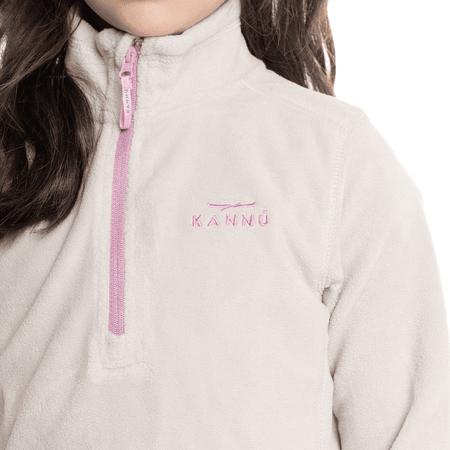 Micropolar Girl Valle de la Luna 