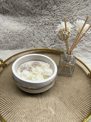 Vela aromática em base pequena de gesso