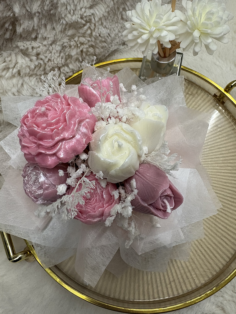 Buque de flores em cera pequeno 2