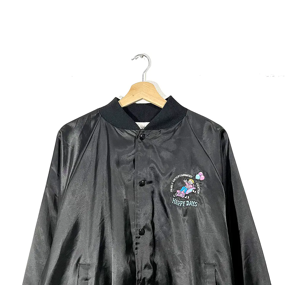 CHAQUETA BOMBER NEGRA 2