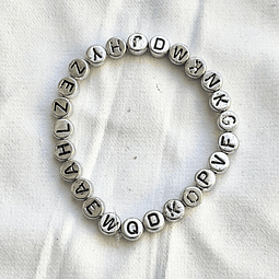 PULSERA ELASTICADA SILVER LETTERS