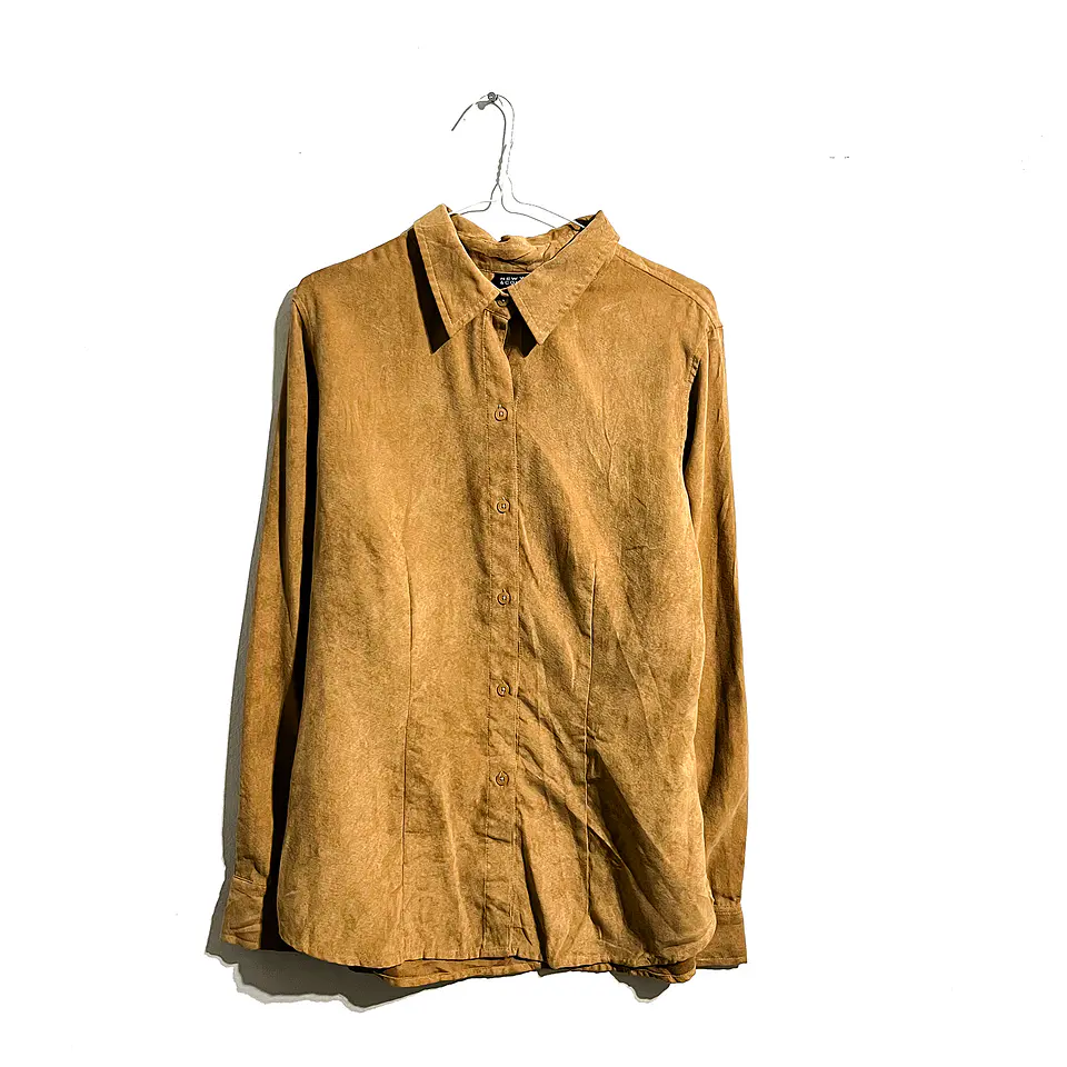 CAMISA CAFÉ TEXTURA GAMUZA 1