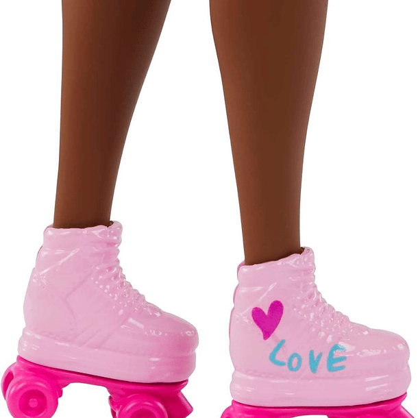 Barbie La Película Muñeca  Roller skates - deluxe patinadora  2