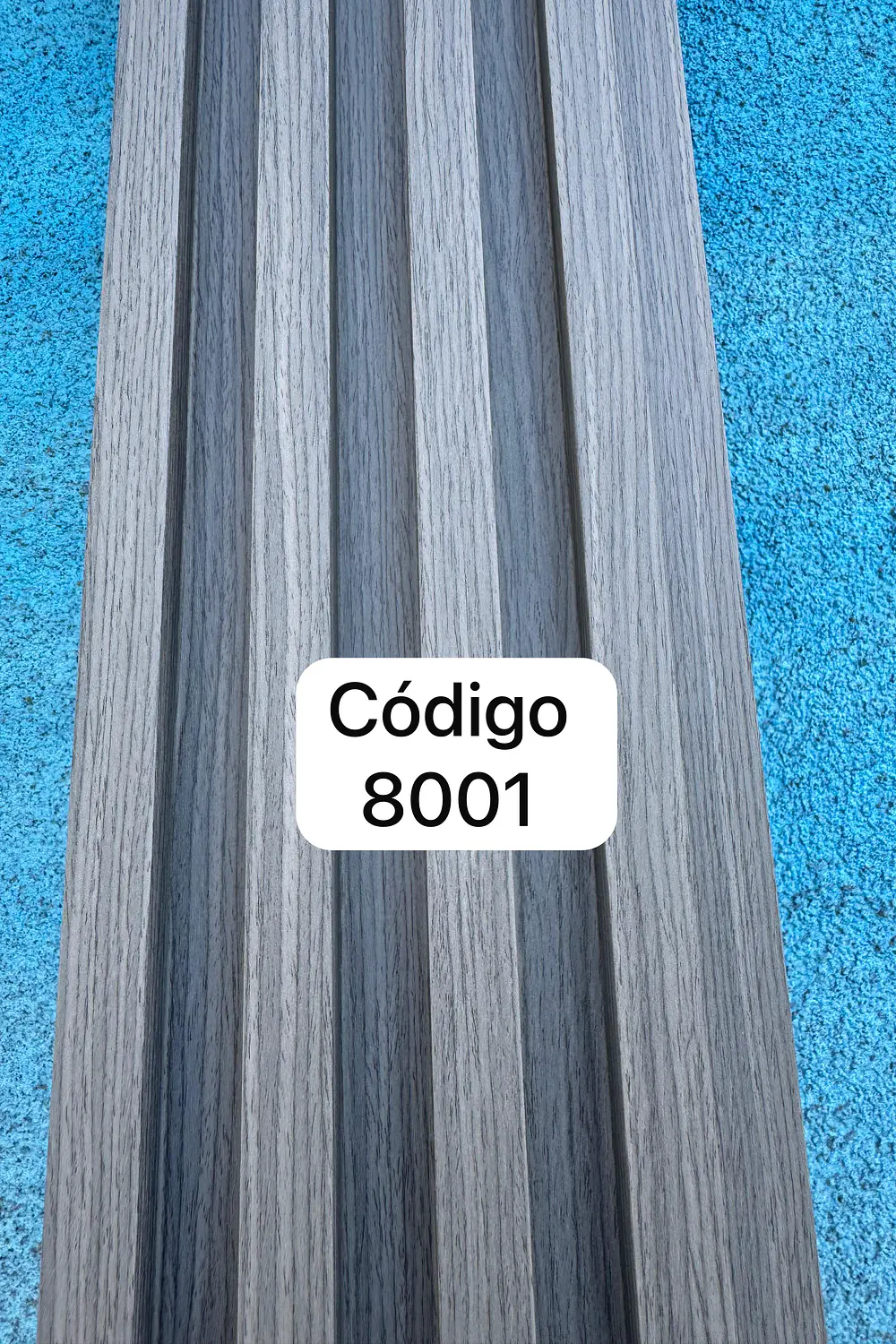 Wall Panel (panel de pared) Revestimiento Muros y Cielos 8001 Gris Oscuro