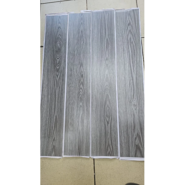 Piso Vinilico Gris Nórdico 3