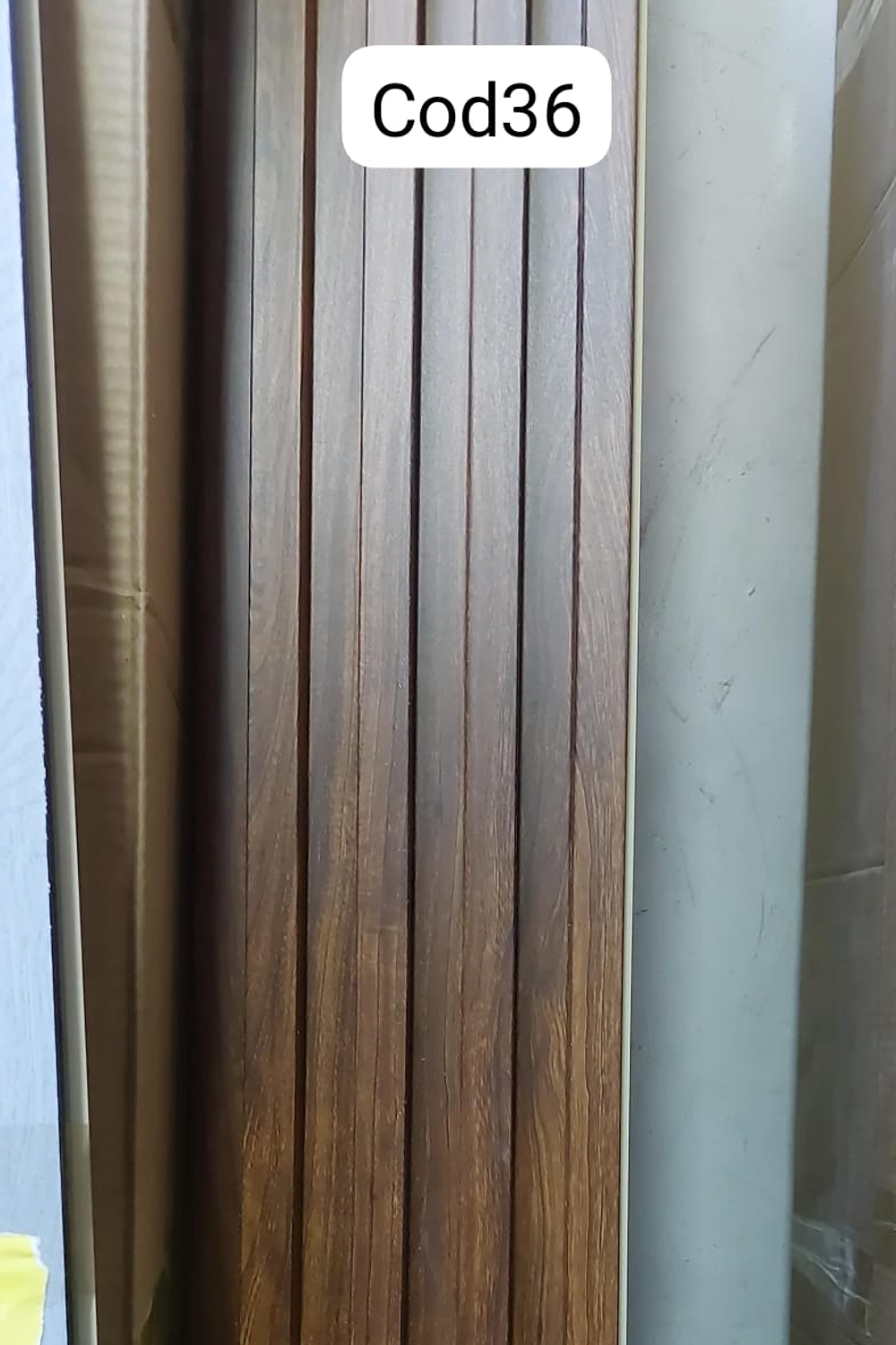 Wall Panel (panel de pared) Revestimiento Muros y Cielos Café Oscuro 0036