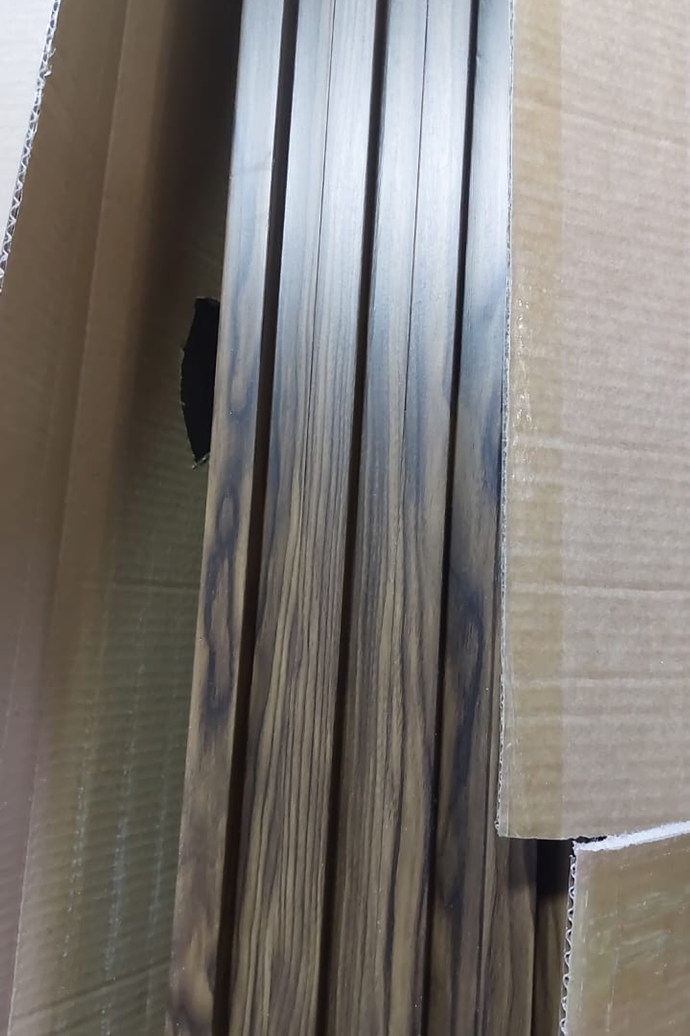 Wall Panel (panel de pared) Revestimiento Muros y Cielos Roble oscuro 0040