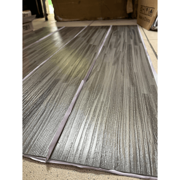 Piso Vinílico Premium Gris tabloncillo 821-1 1