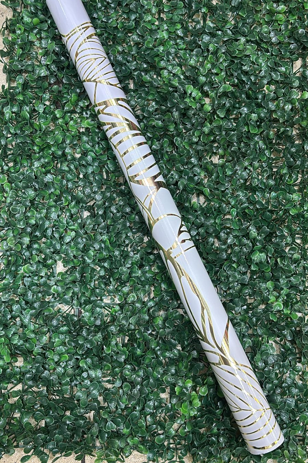  Papel Decomural con capa interna de Aluminio -Hojas doradas