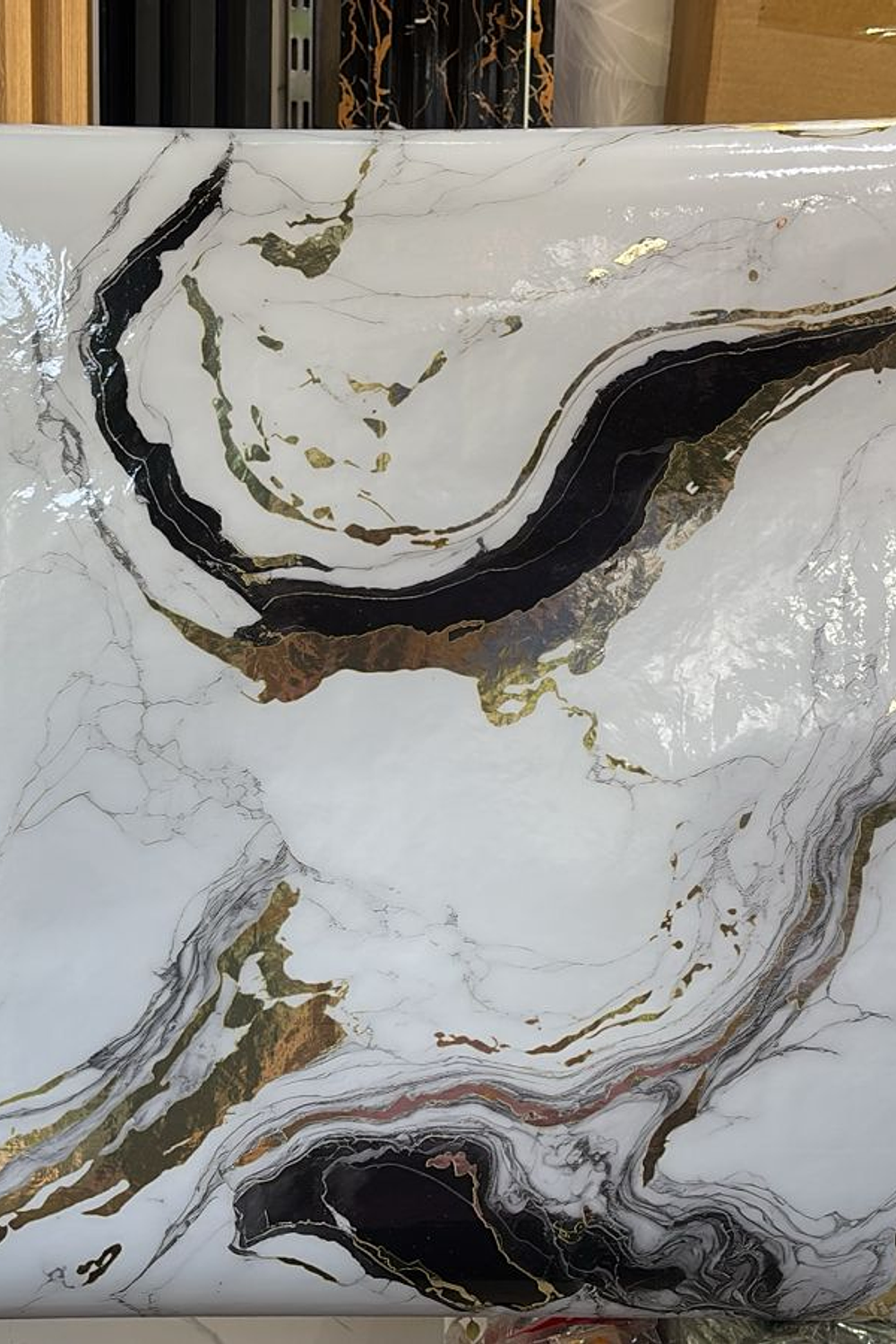  Papel Decomural con capa interna de Aluminio - Mármol Combinado