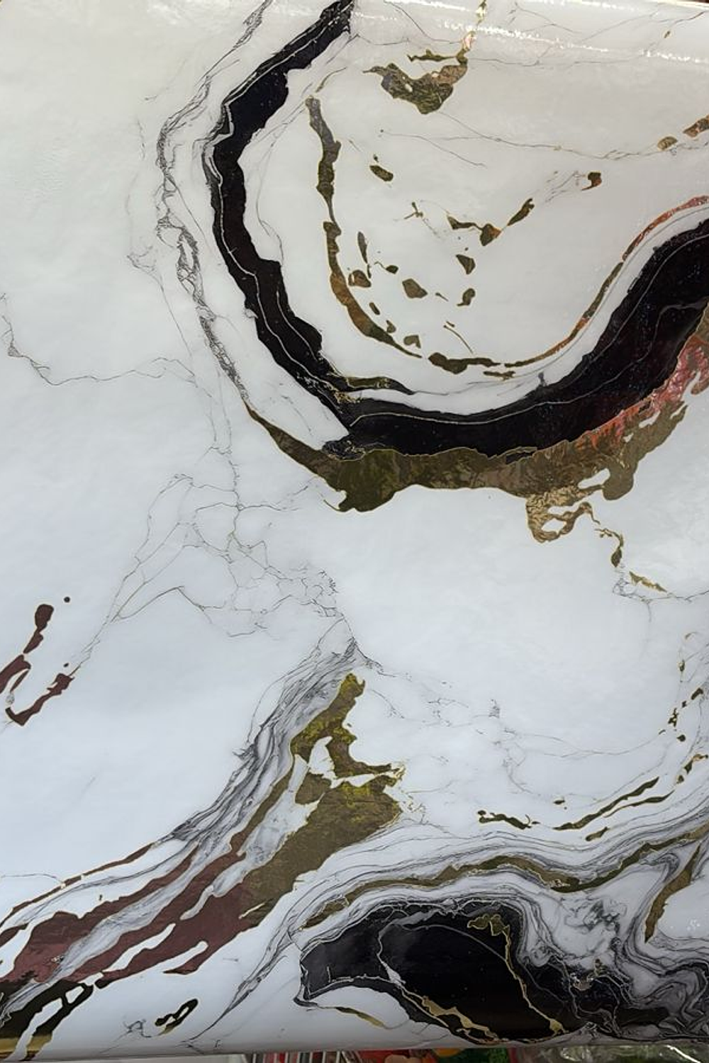  Papel Decomural con capa interna de Aluminio - Mármol Combinado