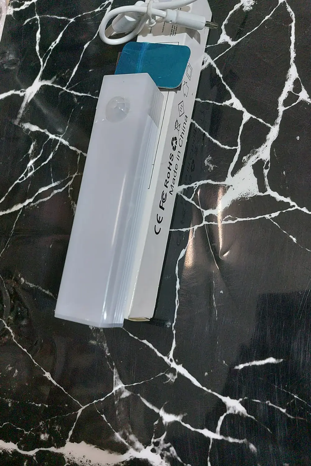 Lámpara led con sensor de movimiento 10 cm 