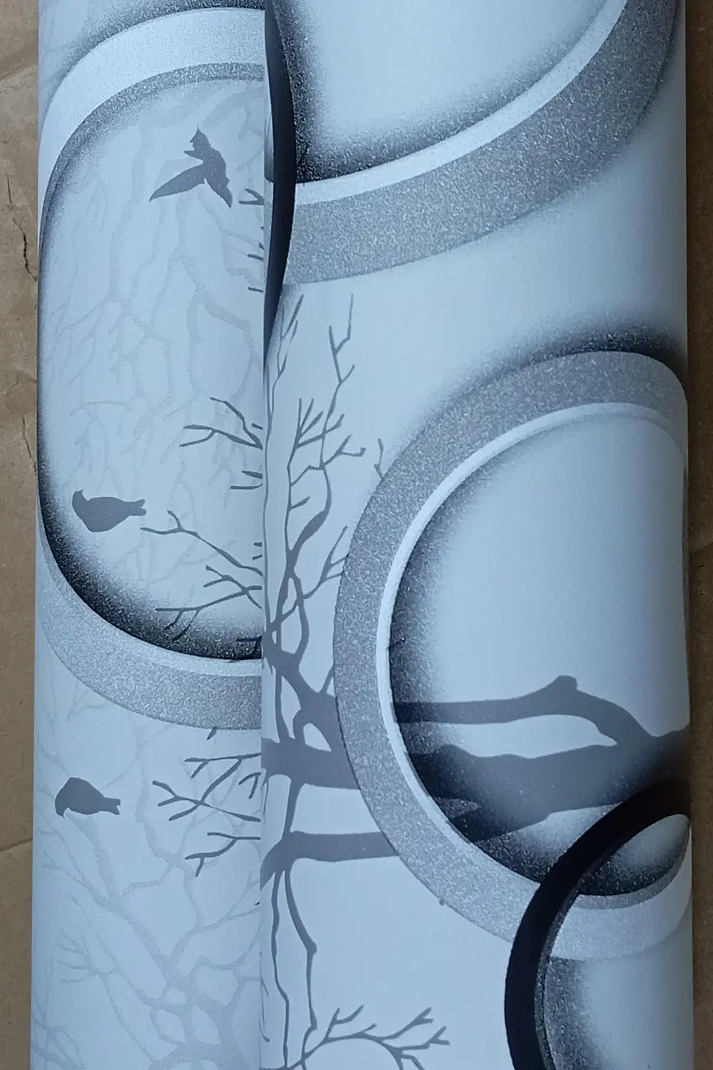  Papel Decomural Arbolito y circulos plateados 