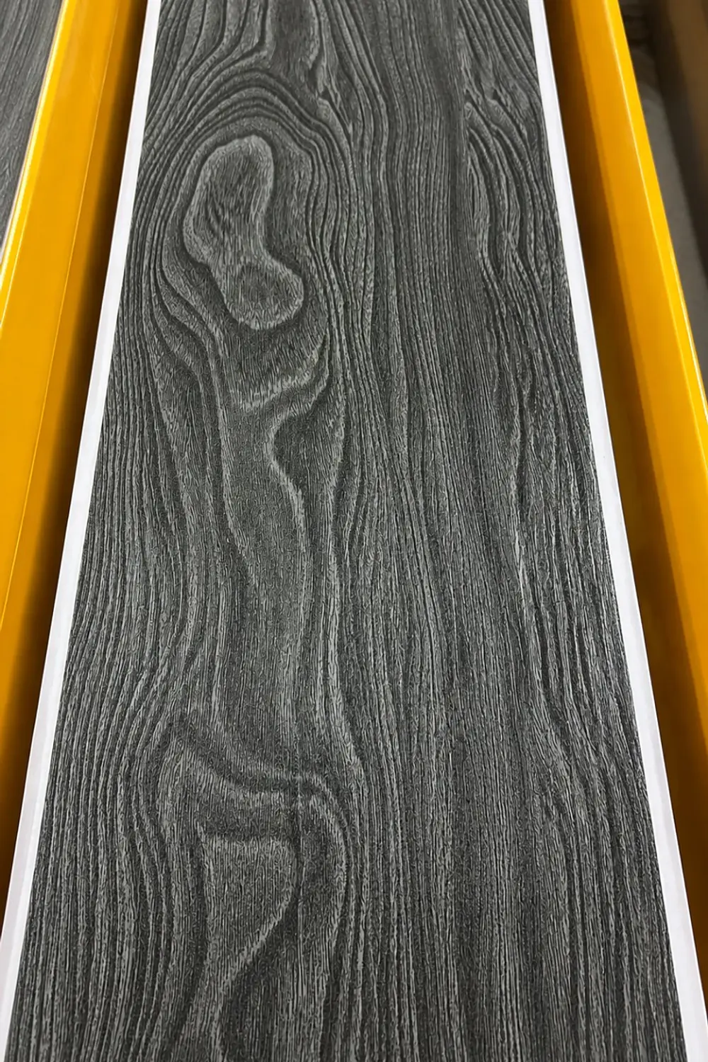 Piso Vinilico gris FE6439