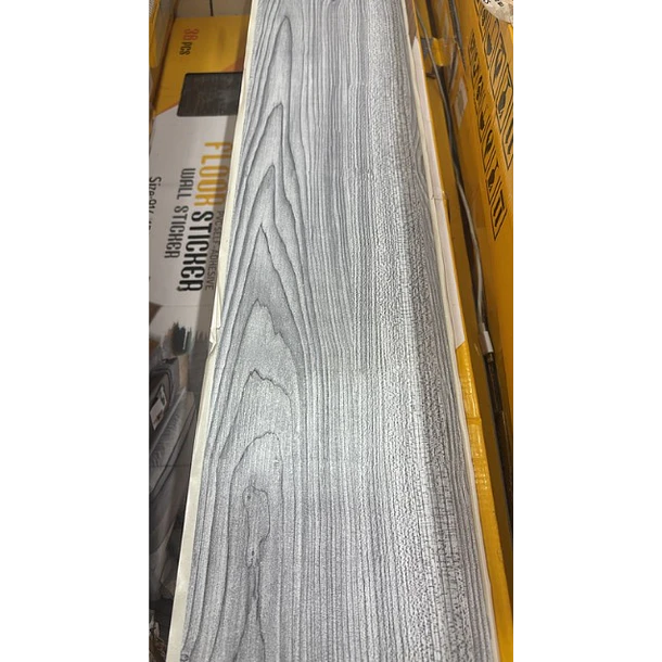 Piso Vinílico Premium Gris FE6442 1