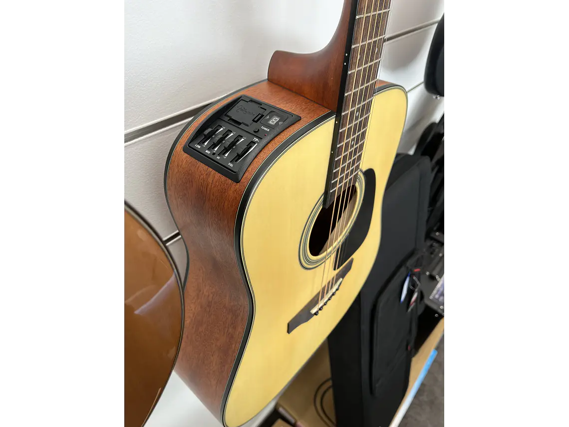 Takamine GLD12 E/A (TEP3) Dreadnought - Natural 3
