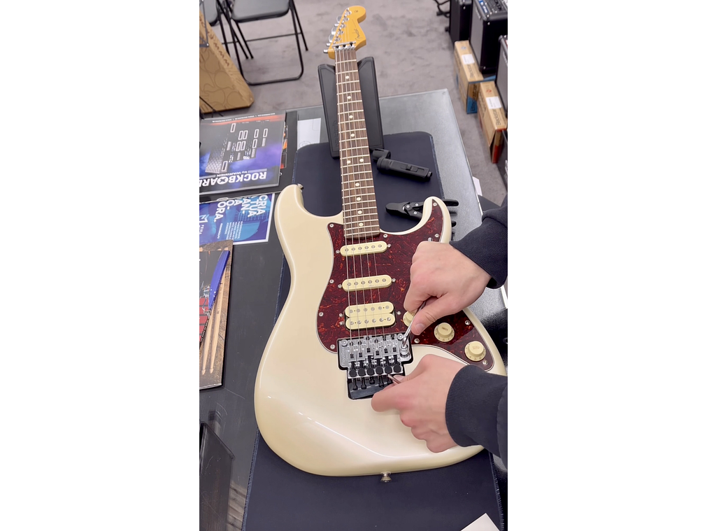 SERVIÇO DE MUDANÇA DE CORDAS EM SANTA MARIA DA FEIRA 1