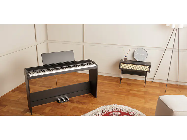 Korg B2+ SP com móvel e três pedais 4