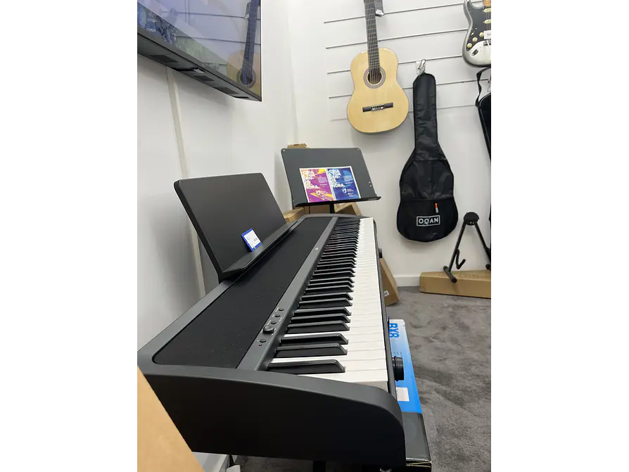 KORG B2 Black Piano Digital 3