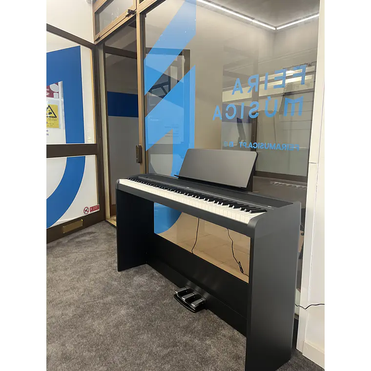 Korg B2+ SP com móvel e três pedais 2