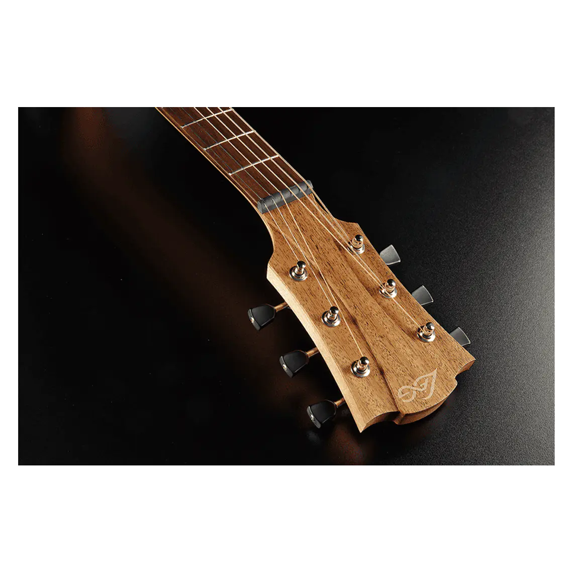 LÂG DREADNOUGHT CUTWAY TRAMONATNE 70 A/E - BLACK & BROWN 8