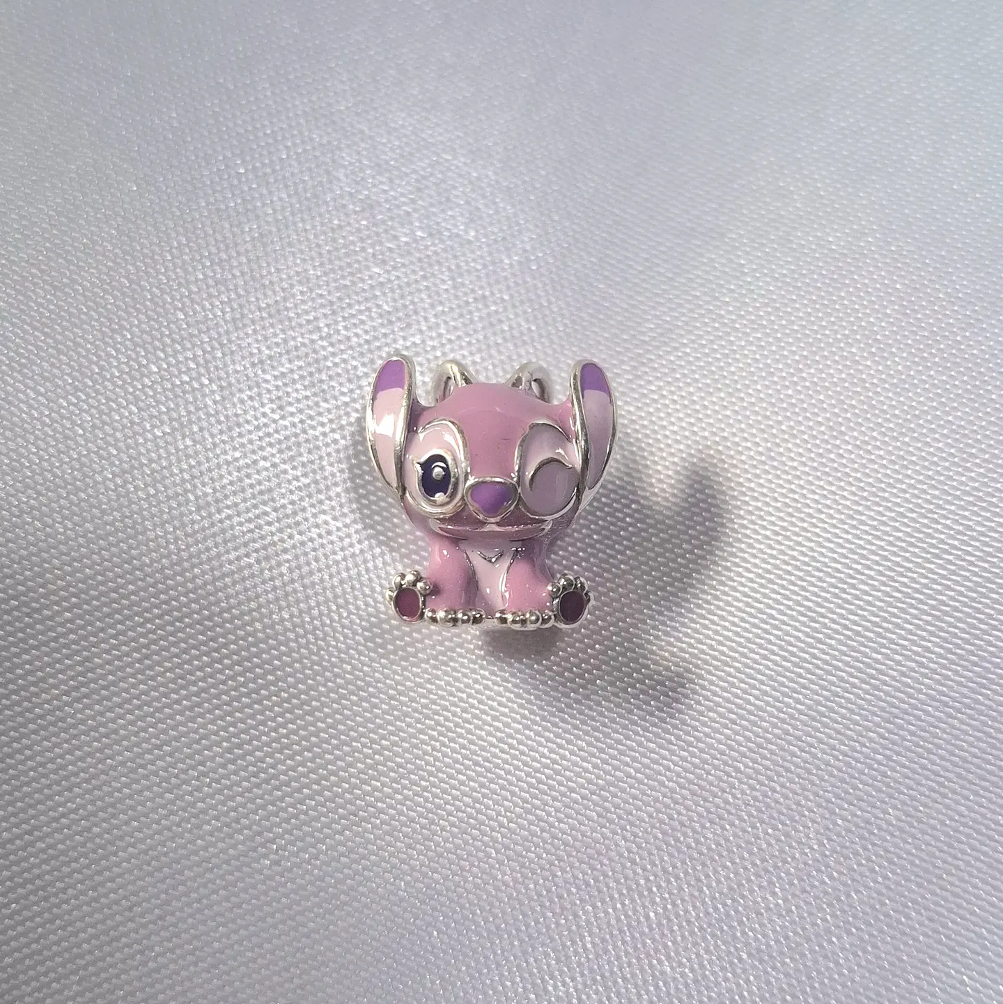 Dije de Stitch Rosado 2