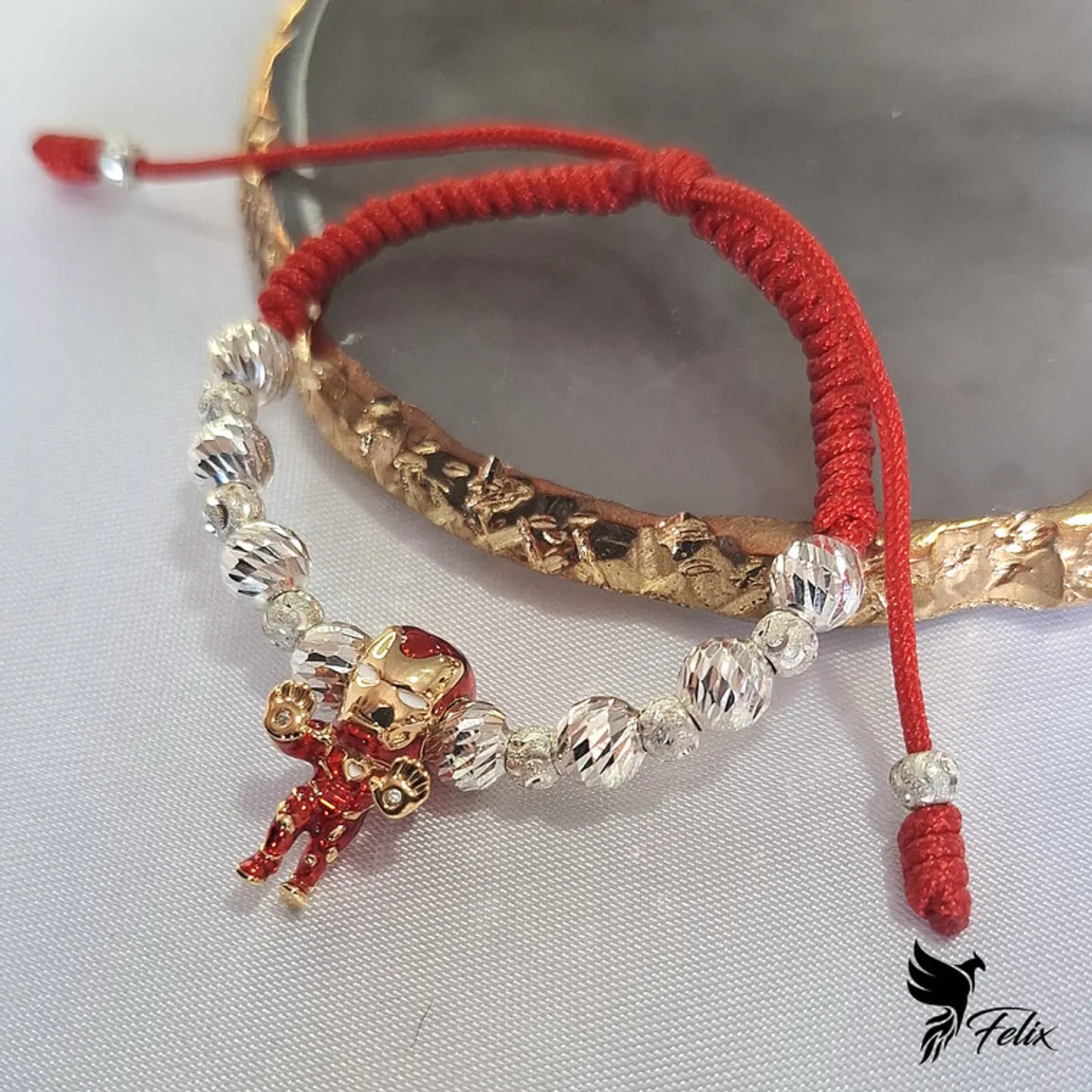 Pulsera con Iron Man 1