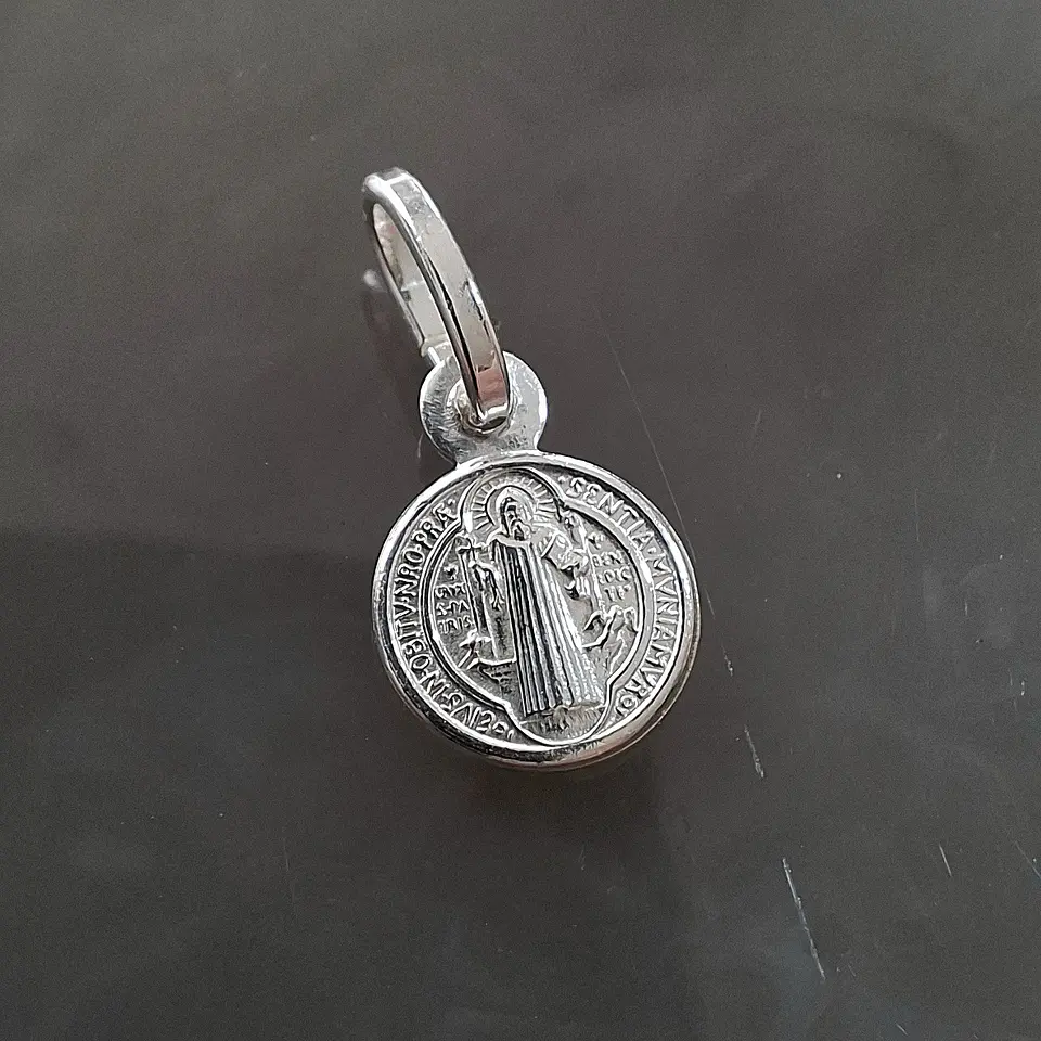 Dije de San Benito de 8mm 1