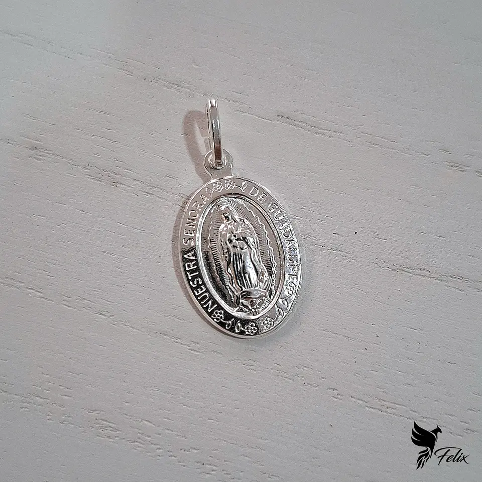 Dije Virgen de Guadalupe de 18mm 1
