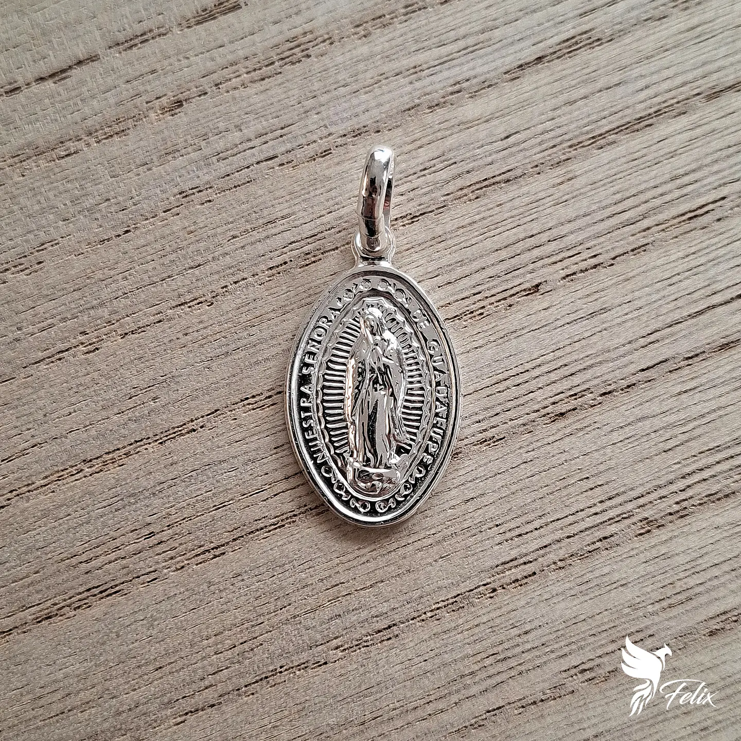 Virgen de Guadalupe Grande de 25mm 2