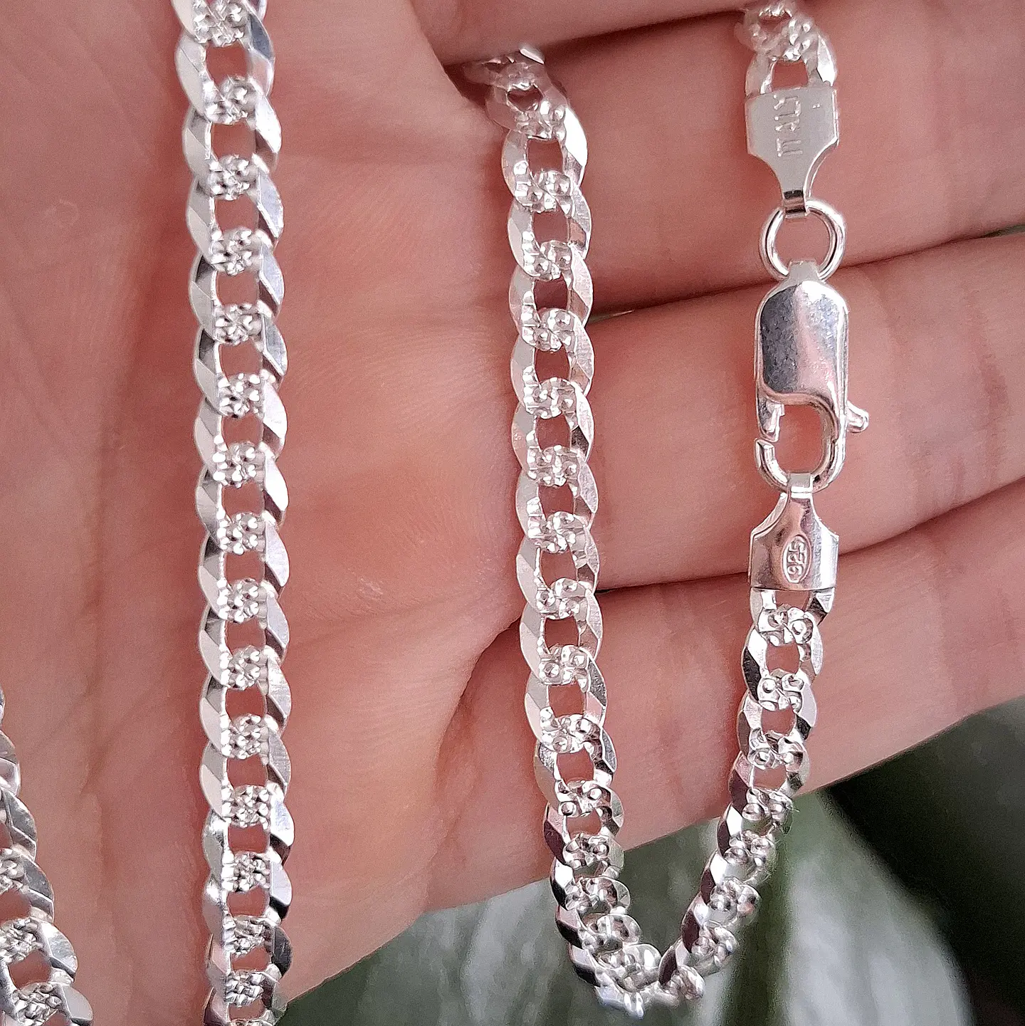 Cadena Cubana Diamantada Ancha de 60cm 2