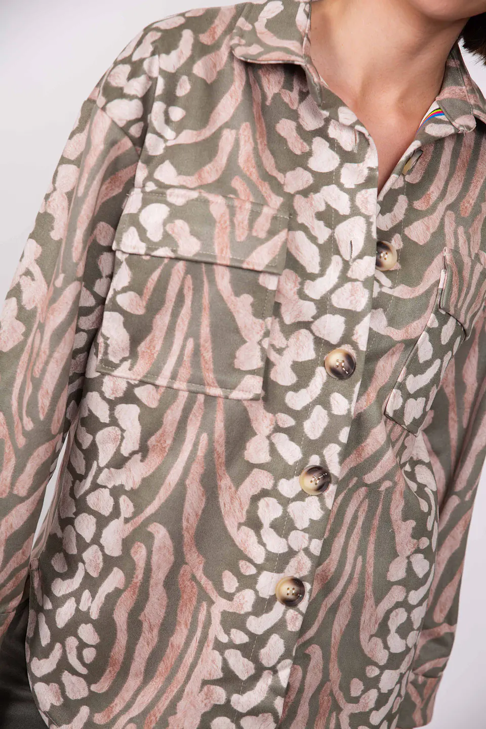 Sobre camisa print IT25531 2