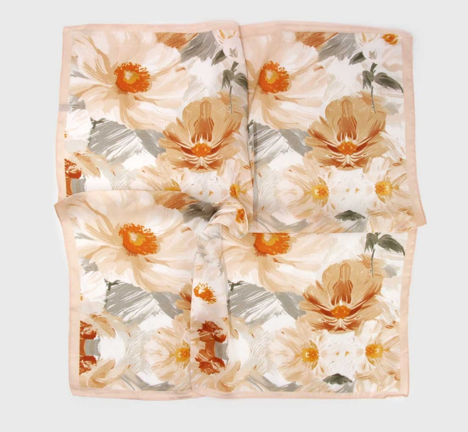 Pañuelo seda 70 x 70 2