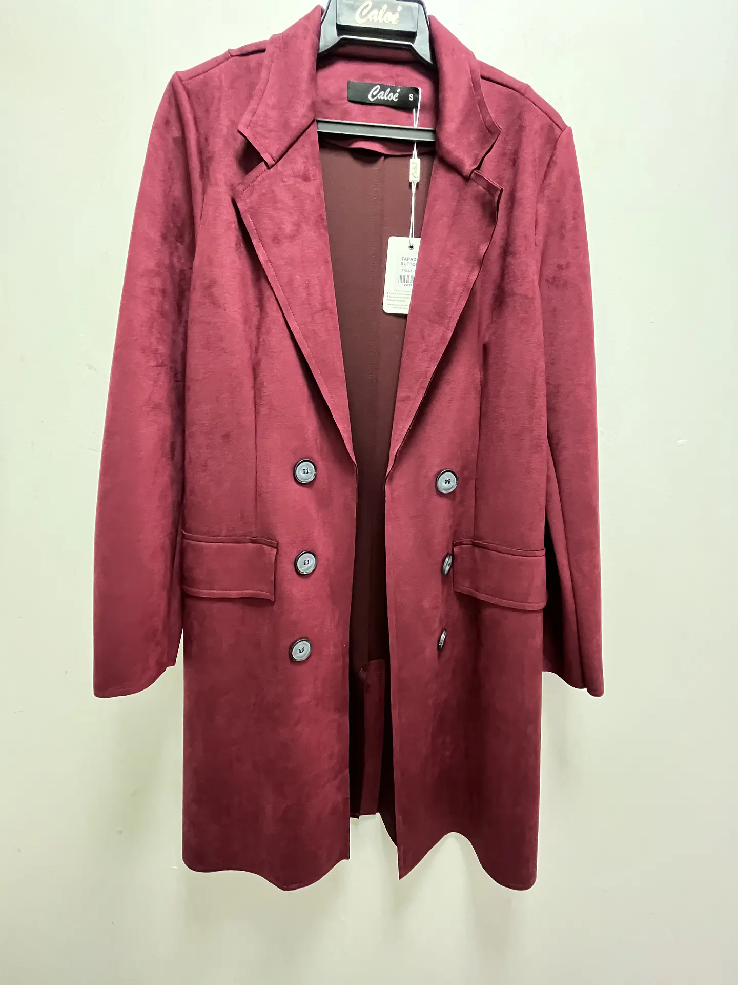 Tapado buttoni burdeo caloe 1