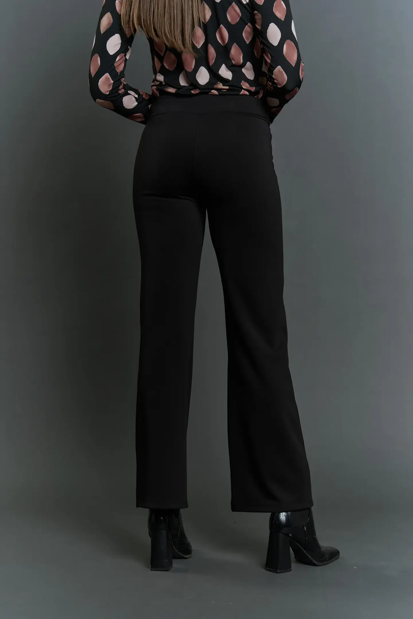 Pantalon básico alfredo negro 3