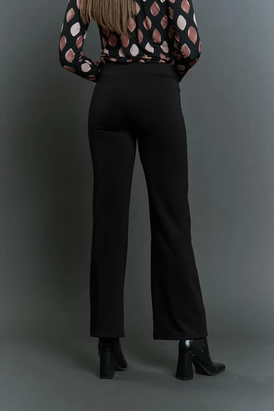 Pantalon básico alfredo negro 3