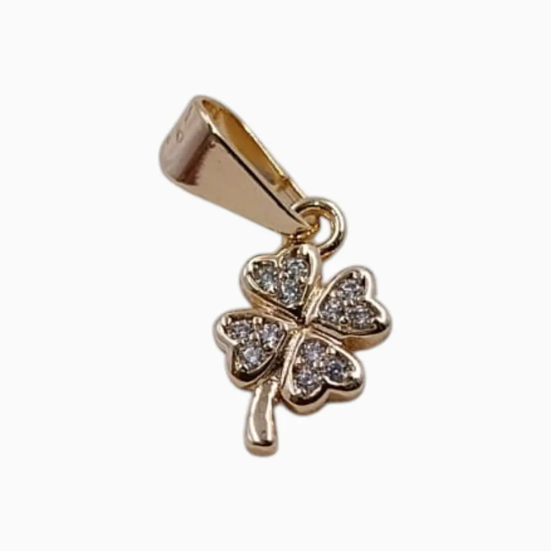 DIJE TREBOL BRILLANTE EN ORO LAMINADO 18K 1