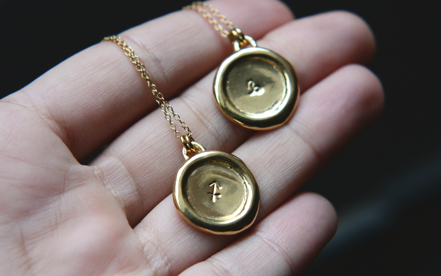 Medalla Zodiaco Enchape Oro