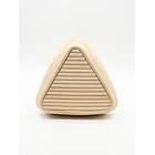 - Banneton Triangular Luxury: 16 cm 6cm de alto. 5